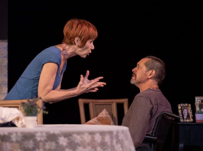 Puesta en escena de Eter,&nbsp;obra de Mirian Pabón Catalá, dirigida por Julio Ramos.