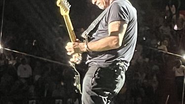 Eros Ramazzotti canta en el FTX Arena el 5 de noviembre, como parte de su gira mundial Battito Infinito (Latido Infinito).&nbsp;