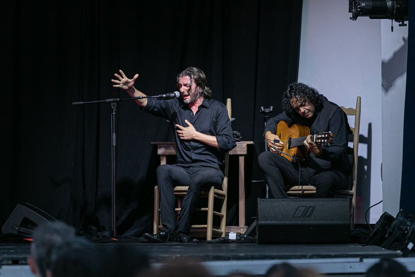 El cantaor Cachito y el guitarrista José Luis de la Paz en 