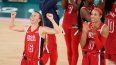 Las estadounidenses Sabrina Ionescu (6) reacciona tras la victoria ante Francia en la final del baloncesto femenino de los Juegos Olímpicos de París, el domingo 11 de agosto de 2024.&nbsp;