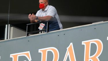 Foto del 14 de agosto del 2020 el gerente general de los Nacionales de Washington Mike Rizzo en la séptima entrada del juego ante los Orioles de Baltimore.&nbsp;