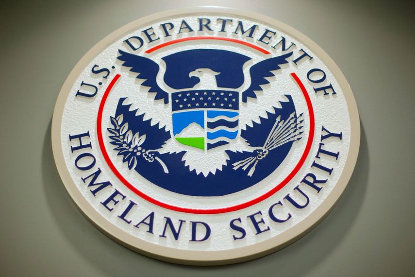 Logotipo del Departamento de Seguridad Nacional de Estados Unidos en Washington
