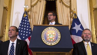 Pedro Pierluisi, juramentado como gobernador de Puerto Rico, habla durante una conferencia de prensa en San Juan, Puerto Rico, el viernes 2 de agosto de 2019.