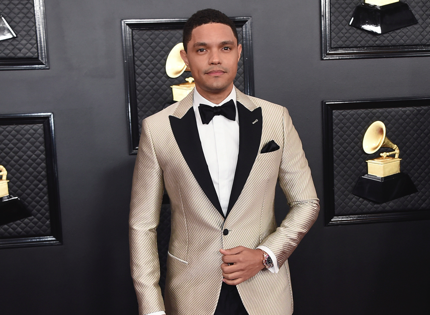 Trevor Noah llega a la 62da entrega anual de los premios Grammy en Los Angeles el 26 de enero de 2020.&nbsp;
