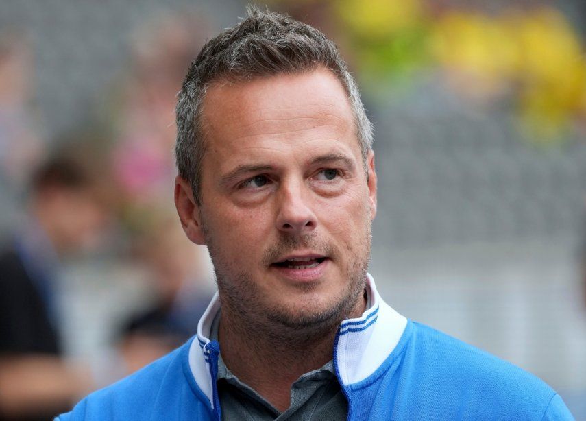 El presidente del Hertha Berlín Kay Bernstein previo al partido contra Borussia Dortmund en la Bundesliga, el 27 de agosto de 2022, en Berlín, Alemania. Hertha informa el martes 16 de enero de 2024 que Bernstein falleció inesperadamente.&nbsp;