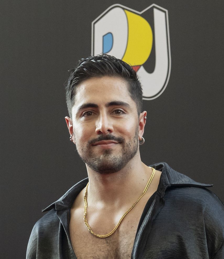 Nik Salazar posa en la alfombra roja de Premios Juventud 2024, desde el Coliseo José Miguel Agrelot, de San Juan, Puerto Rico, el jueves 25 de julio.