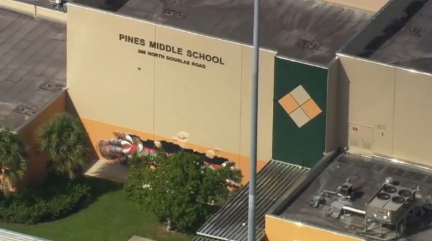 El estudiante fue acusado de un delito grave de segundo grado.