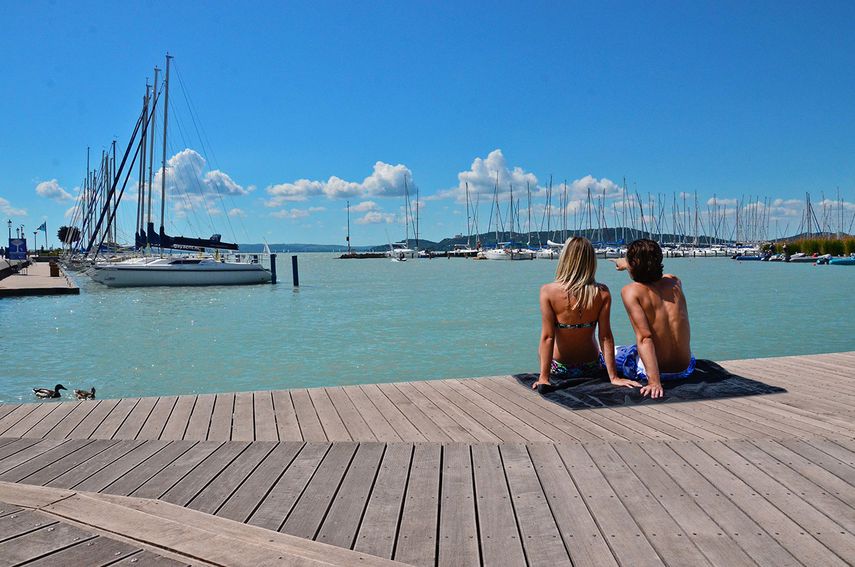 El lago Balatón cuenta con una amplia oferta de actividades. (dpa)