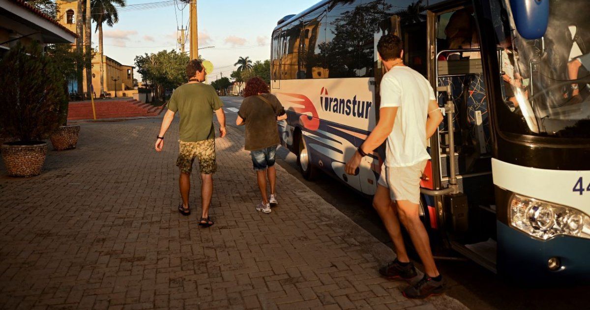 El régimen de Cuba enfrenta el desplome del turismo, su principal entrada económica