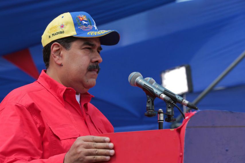 Maduro a comparecido en la concentración en la avenida Bolívar convocada con motivo del 20º aniversario de la primera juramentación de Hugo Chávez como presidente de Venezuela.