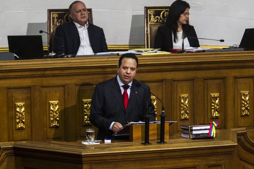 Venezuela: presupuesto para 2015 es una “burla” dicen economistas