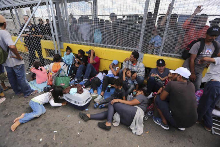 Aseguran que 850 venezolanos están detenidos en EEUU por intentar cruzar  por la frontera desde México