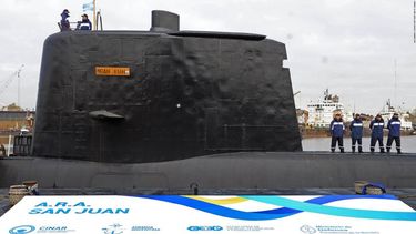 El informe de la Oficina de Inteligencia Naval estadounidense concluye que el submarino ARA (Armada República Argentina) San Juan se hundió verticalmente a una velocidad de 10 a 13 nudos