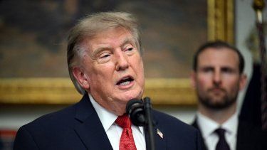 El presidente de EE.UU., Donald Trump, da declaraciones durante una reunión con ejecutivos de criptomonedas en la Sala Roosevelt de la Casa Blanca en Washington, DC, el 19 de agosto de 2026.