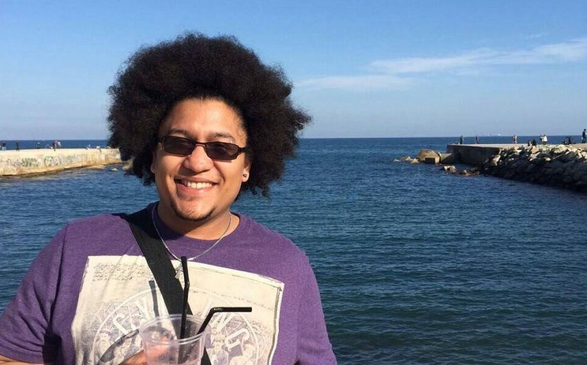 Familiares de Sven Alejandro Silva Perugini no han podido dar con su paredero. Él estaba en el concierto del viernes en el momento de los atentados  (FACEBOOK)