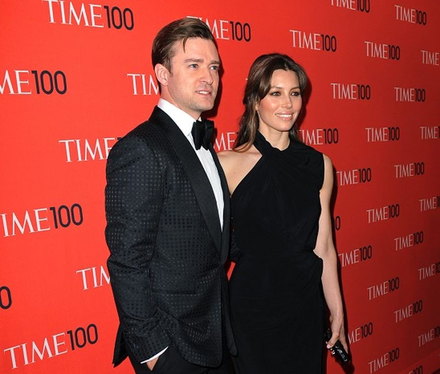 La actriz estadounidense Jessica Biel y su esposo, el cantante Justin Timberlake posan en Nueva York. (EFE)