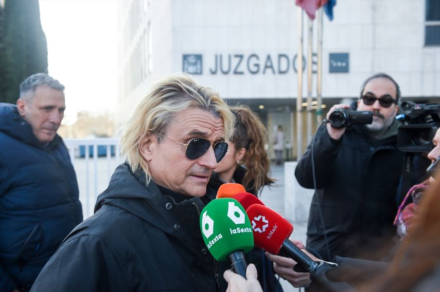 El músico Nacho Cano a su llegada a los Juzgados de Plaza de Castilla, el 11 de febrero de 2025, en Madrid (España).&nbsp;