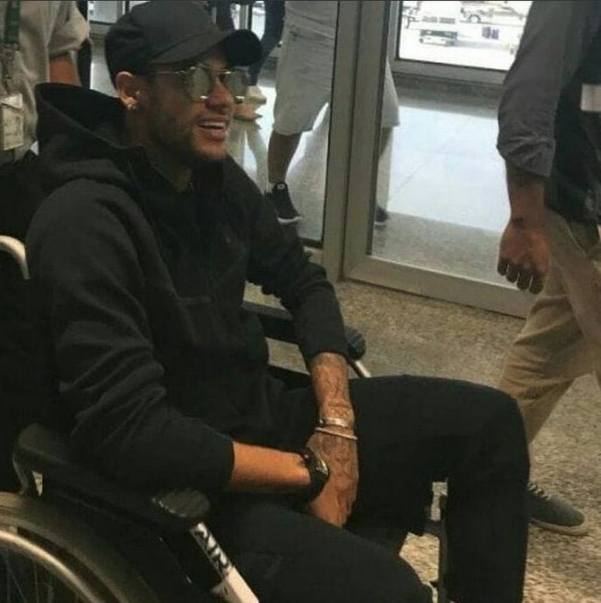 El delantero será operado el sábado, en Belo Horizonte, de la fractura que sufrió en el quinto metatarsiano.