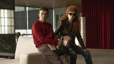 En esta imagen difundida por IFC Films, Antonio Banderas y Penélope Cruz en una escena de Competencia oficial.&nbsp;