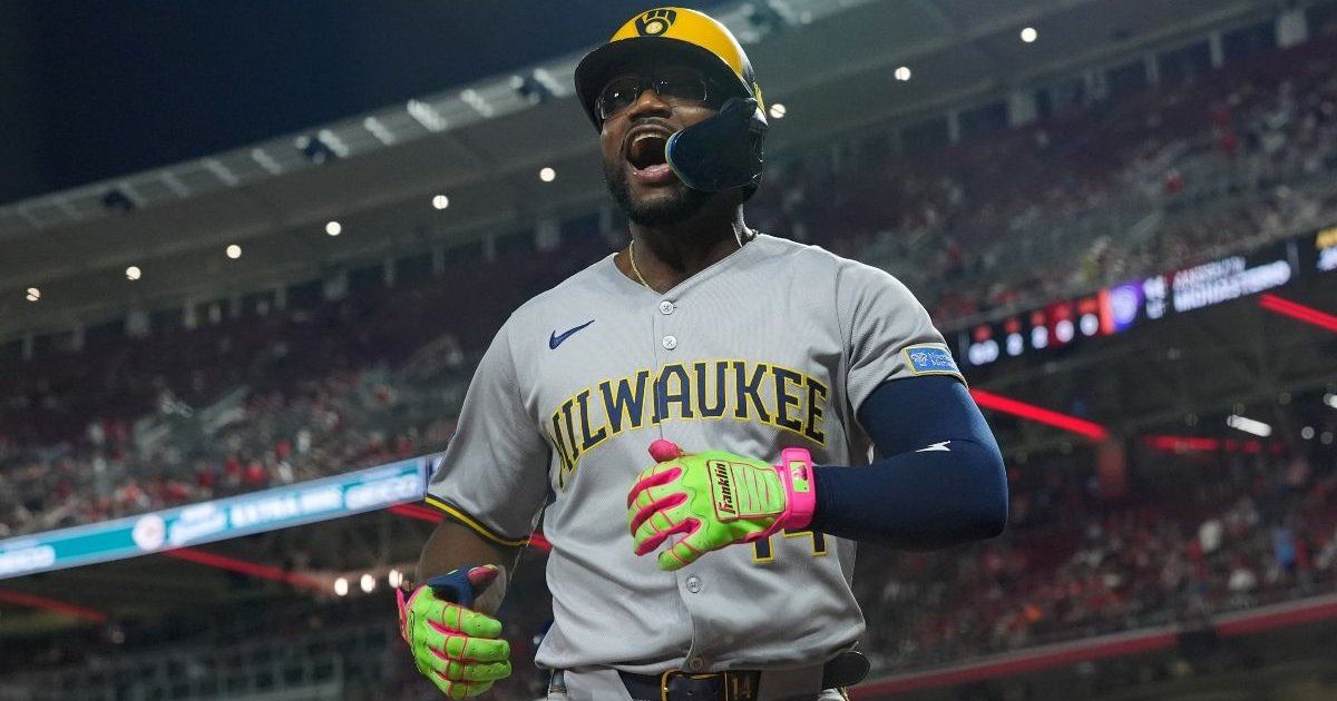 Jonrón de venezolano Monasterio sella récord para su equipo en la MLB