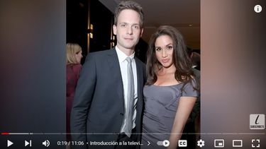 El actor Patrick J. Adams y Meghan Markle.