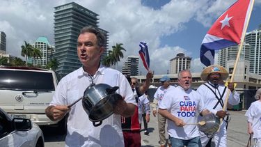 cacerolazo contra régimen de cuba