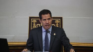 El presidente encargado de Venezuela Juan Guaidó en el Parlamento.