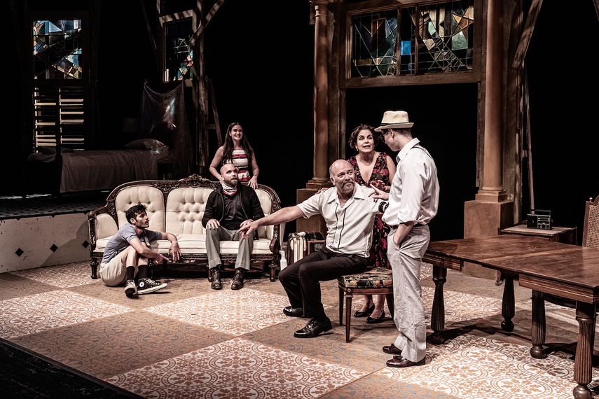 Escena de la obra de teatro Un parque en mi casa, de Nilo Cruz.&nbsp;