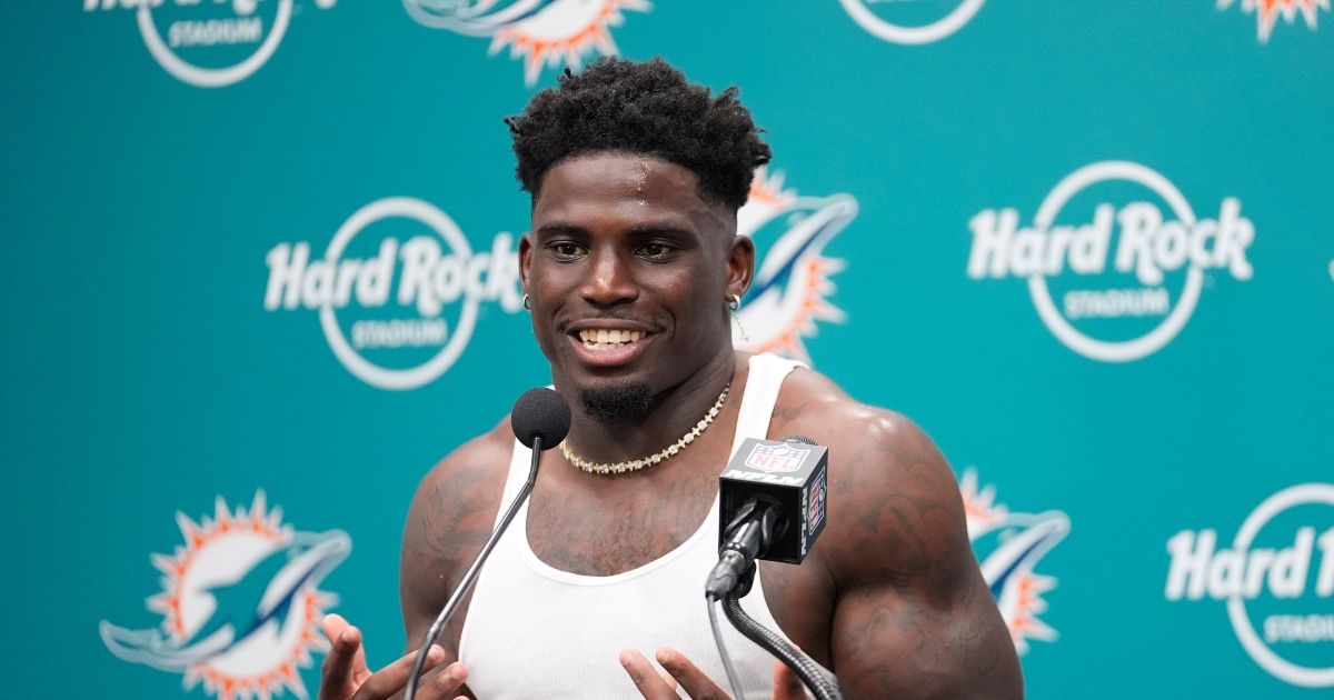 Tyreek Hill enciende la rivalidad entre Dolphins y Bills por fuertes comentarios