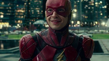 En 2021, Warner lanzar&aacute; The Batman de Matt Reeves y la segunda entrega de Escuadr&oacute;n Suicida dirigida por James Gunn. 2022 ser&aacute; el a&ntilde;o de Aquaman y de The Flash, que llegar&aacute; a los cines el 1 de julio de 2022 con Ezra Miller.