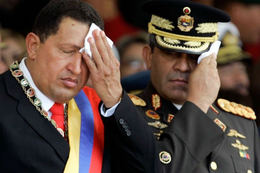 Comandó la Brigada de Paracaidistas del Ejército la llamada Operación rescate de la Dignidad con la que el 11 de abril de 2002 logró que el fallecido mandatario retomara el poder. (CORTESÍA)