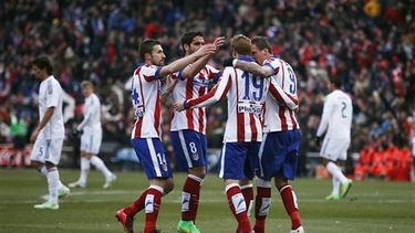 El Atlético de Madrid, con menos ingresos, acabó con la supremacía del Real Madrid y el Barcelona. (AP)