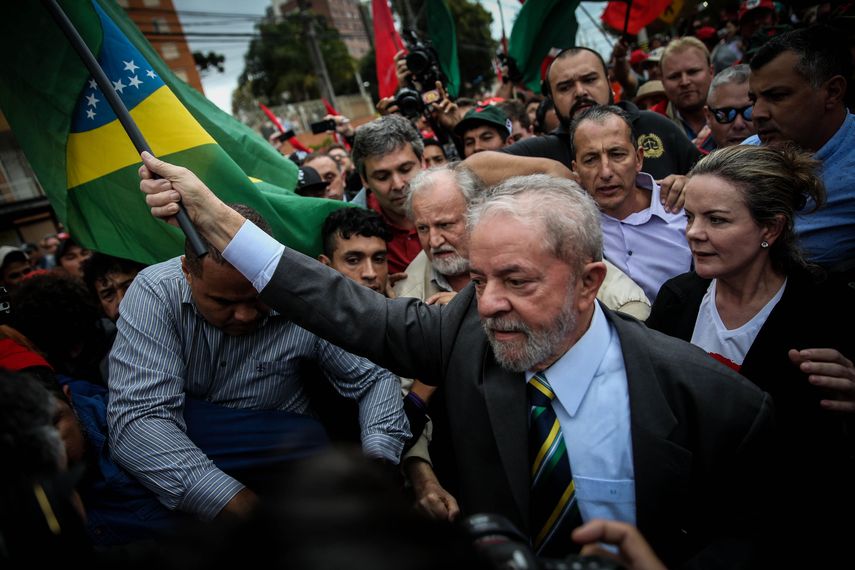 Lula, a pesar del escándalo, aparece como el líder más valorado en  las encuestas y el mejor posicionado en caso de competir por la  Presidencia en 2018.