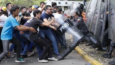 El r&eacute;gimen chavista viola flagrantemente cada d&iacute;a los derechos humanos de&nbsp;los venezolanos.