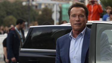 El actor Arnold Schwarzenegger a su llegada al hotel donde se alojó durante la pasada edición del Festival Internacional de Cine de San Sebastián. (2017).&nbsp;