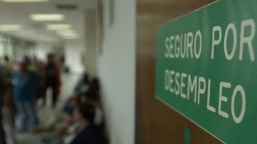 Cruz Burgos, portavoz alterno del Partido Popular Democrático,&nbsp;informó a los secretarios del Trabajo, Familia y Salud, que deben establecer de inmediato, una unidad de asistencia inmediata a los trabajadores desplazados.