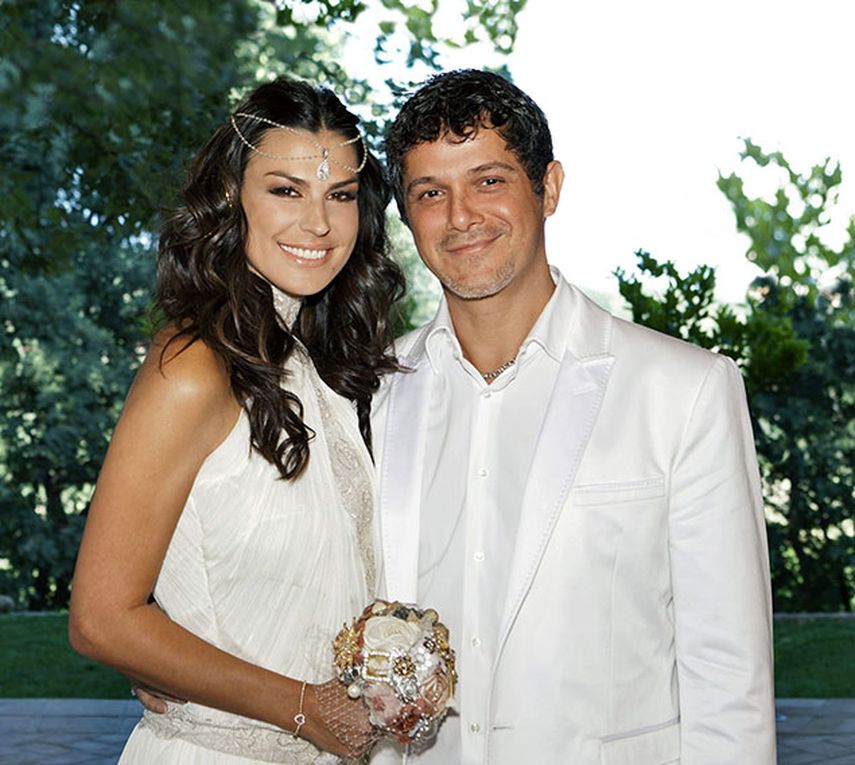 Alejandro Sanz y su esposa Raquel Perera. (EFE)