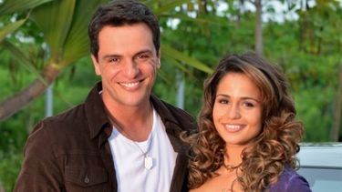 Nanda Costa y Rodrigo Lombardi son los protagonistas de esta historia.