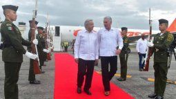 Díaz Canell llega a Campeche, México el 11FEB23 a bordo de avión venezolano.