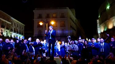 Vista panor&aacute;mica de la tarima desde la que habl&oacute; el presidente encargado de Venezuela, Juan Guaid&oacute;.&nbsp;