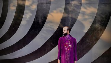 Bajo la producci&oacute;n general de Layla Vargas y M&oacute;nica Quintero y una producci&oacute;n asociada con Ximena Iribarren de Teatro Up Entertainment y con Linda Rojas, la temporada seguir&aacute; bajo la direcci&oacute;n de Oswaldo Maccio