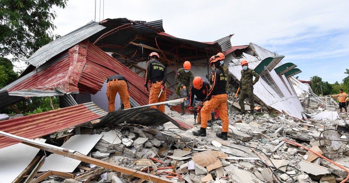 Un terremoto en Filipinas deja 69 muertos y los hospitales reciben decenas de heridos