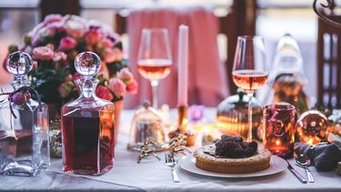 Las cenas de Año Nuevo son una sabrosa ocasión para compartir, pero también para cuidar la digestión-&nbsp; 