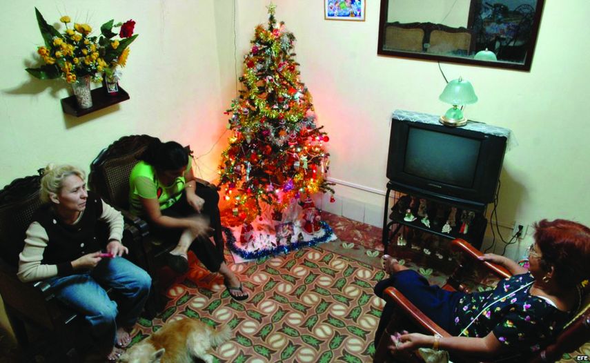 Este año los cubanos celebraron moderadamente la Navidad por el luto tras la muerte de Fidel Castro, impuesto por el régimen.