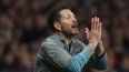 El entrenador argentino del Atlético de Madrid, Diego Simeone, reacciona durante el partido de vuelta de las semifinales de la Copa del Rey entre el Club Atlético de Madrid y el FC Barcelona en el Estadio Metropolitano de Madrid el 2 de abril de 2025. El entrenador argentino del Atlético de Madrid, Diego Simeone, reacciona durante el partido de vuelta de las semifinales de la Copa del Rey entre el Club Atlético de Madrid y el FC Barcelona en el Estadio Metropolitano de Madrid el 2 de abril de 2025.