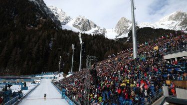 Un atleta cruza la meta en una competición de los Juegos Olímpicos de Invierno, el 13 de febrero de 2026. Un atleta cruza la meta en una competición de los Juegos Olímpicos de Invierno, el 13 de febrero de 2026.