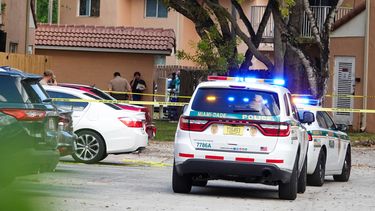 Las autoridades investigan el incidente ocurrido en Kendale Lakes.