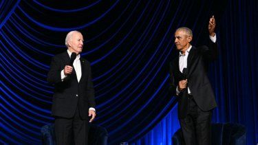 El presidente Joe Biden junto al expresidente Barack Obama durante una recaudación de fondos de campaña en el Peacock Theatre de Los Ángeles el 15 de junio de 2024. El presidente Joe Biden junto al expresidente Barack Obama durante una recaudación de fondos de campaña en el Peacock Theatre de Los Ángeles el 15 de junio de 2024.