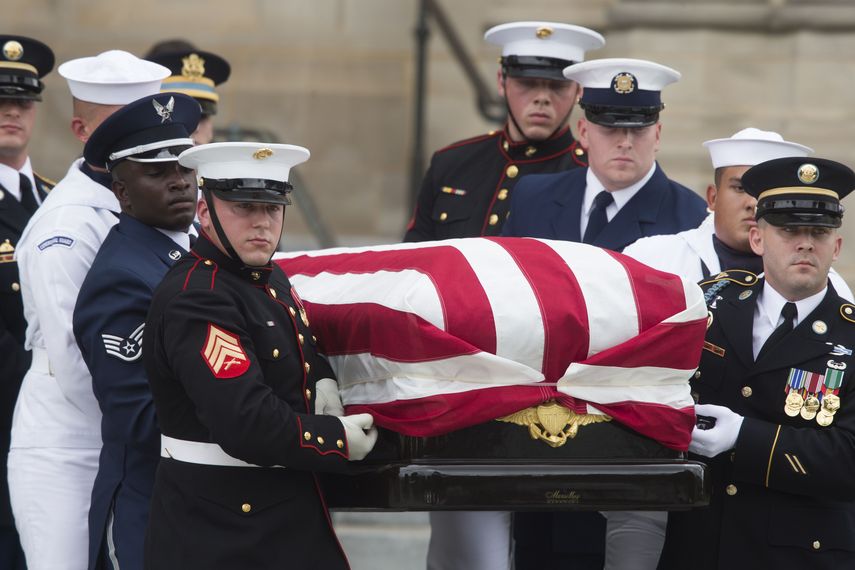John McCain&nbsp;fue enterrado hoy en el cementerio de la Academia Naval de Annapolis (Maryland).