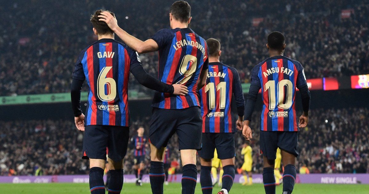 Barcelona gana y mantiene distancia sobre el Real Madrid